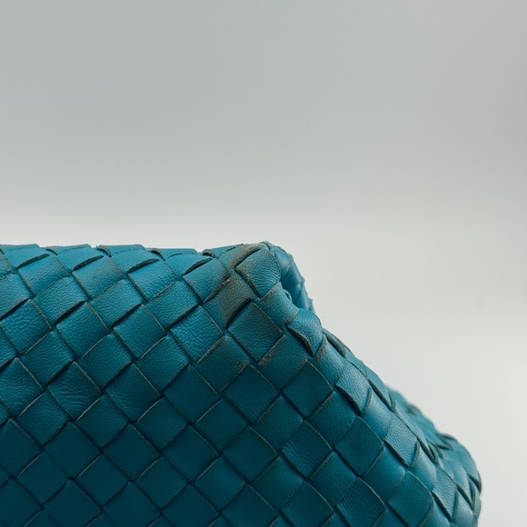 Bottega Veneta Parachute Blue Hand Bag - Picture 11 of 16